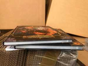 PŘEBÍRÁME SBĚRATELSKOU EDICI Z TISKÁRNY!